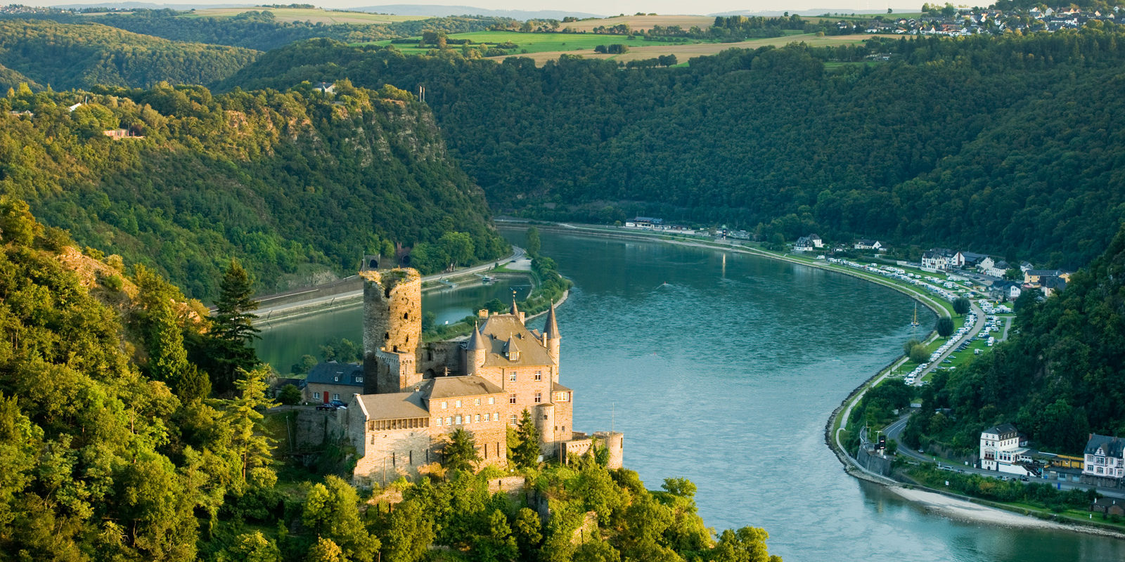 Rhein-Radweg - Radreisen von der Quelle bis zur Mündung mit bike-touring.de